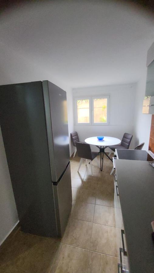 Apartment Novi Central Херцег-Нови Экстерьер фото